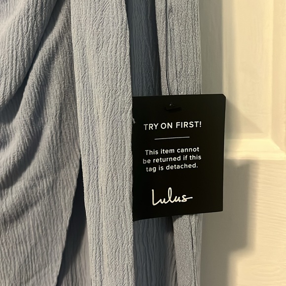 Light Blue Lulus Wrap Dress - NWT - Picture 4 of 6